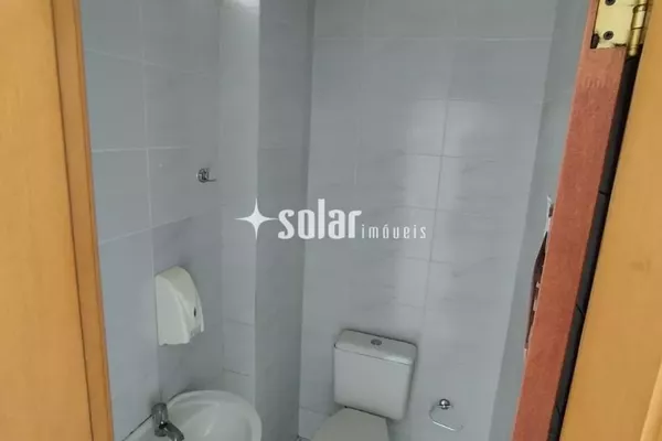 SALA COMERCIAL TERREA 03 ED LIBERTY CENTER R IBIPORA N 283 B CENTRO - Foto 5