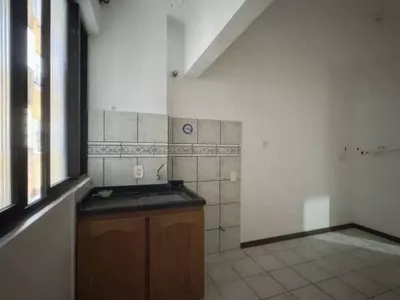 Vendo amplo apto 2 dormitórios 4 andar fundo.  - Foto 10
