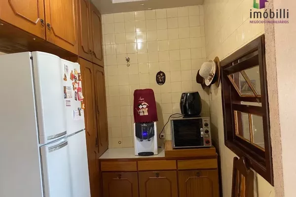 Casa com Edícula, 02 Suites e Piscina. - Foto 3