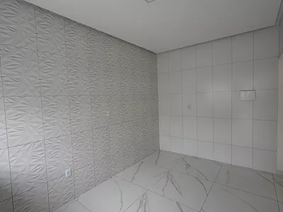 Casa duplex de 3 quartos sendo 2 suítes, garagem 2 carros + quintal - Foto 14