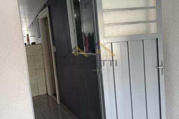 Casa a venda com 89 m² na Balbo com 2 dormitorios, 2 salas, cozinha, banheiro, quintal, - Foto 2
