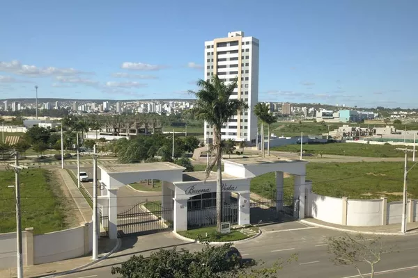 Apartamento com 3/4 sendo 1 suíte reversível para 4/4 2 vagas de garagem na Av. J Pedral próximo - Foto 1