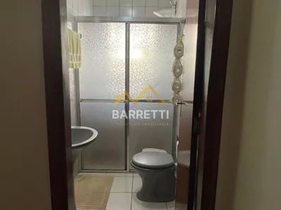 Chácara à venda no bairro Santa Rita, com 727 m² de construção, 6 quartos (sendo 4 suítes), piscina e 8 vagas de garagem - Foto 14