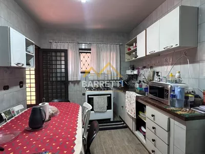 Casa Sobrado com 4 Quartos, Sendo 1 Suíte e 2 Garagens no Bairro Nova América em Piracicaba/SP - Foto 8