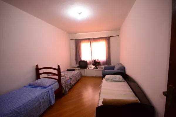 Apartamento com 131 m², com 4 quartos sendo 1 suíte. - Foto 5