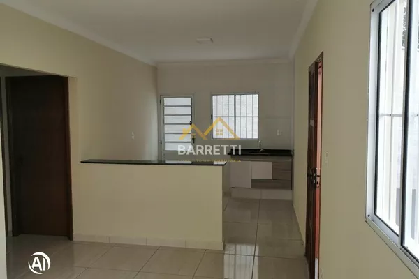Casa à venda de 126 m², com dois quartos, um banheiro e duas vagas de garagem no bairro Sol Nascente II - Foto 1