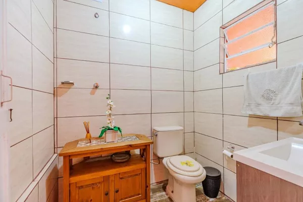 Vendo ampla Casa terreno com duas frentes ampla vista e liberdade  - Foto 4
