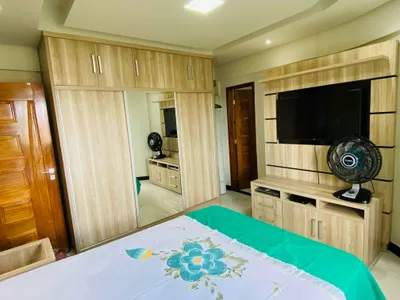 Vendo excelente apartamento de 3 quartos sendo 1 suíte, todo mobiliado, 103M² + 2 Elevadores no Ca - Foto 29