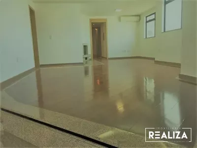 Apartamento Ed. Central Park, Alto Padrão, Linda vista para para toda a cidade, com área privativa de 201,54 m2 e área total de 275,15 m2; Apartamento com 03 suítes, sendo a suíte Master com Hidromassagem e closet e outra das suítes também com closet, Lav - Foto 14