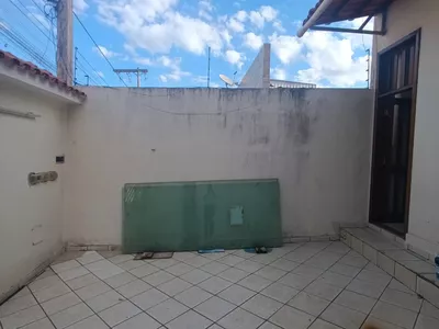 Apartamento de 2 quartos semi mobiliado para alugar, com internet e iptu inclusos, no Alto Maron Vit - Foto 26