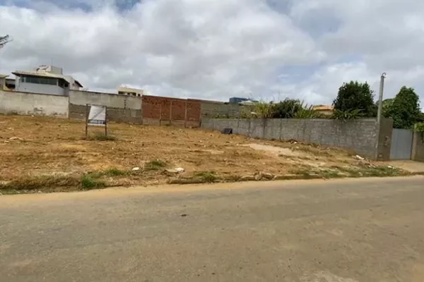 Atenção investidores! Terreno Plano em rua Asfaltada à Venda, em Bairro Candeias, próximo a Av. - Foto 4