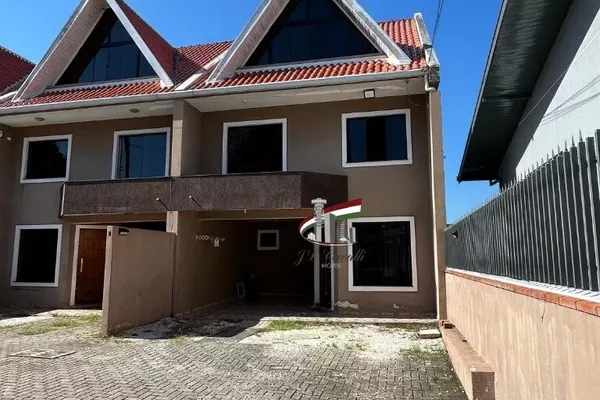 Sobrado para venda no Novo Mundo com 4 quartos e 144m² Curitiba - Foto 1