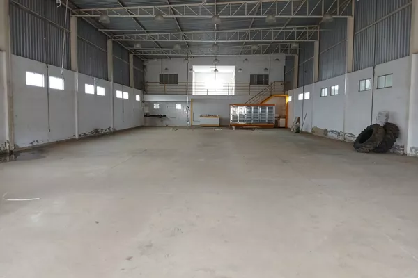 Galpão de 700m para Venda e Aluguel no Centro de Barra do Choça - Foto 1