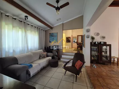 Chácara à venda de 1040m² com 3 quartos (1 suíte), 4 banheiros e 4 vagas de garagem no bairro Santa Rita - Foto 7