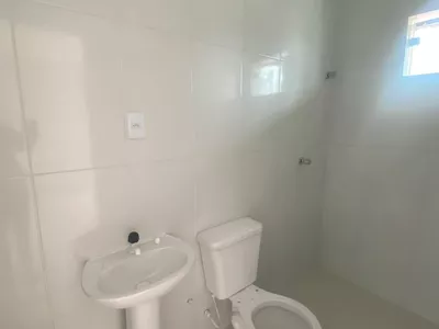 Kitnet para locação, 1 Cômodo com banheiro (incluso água e energia), no Bairro Felícia, Vitóri - Foto 3