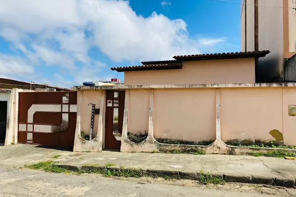 Casa à venda, com 408M² de terreno na área comercial do bairro Alto Maron, Vitória da Conquista, - Foto 2