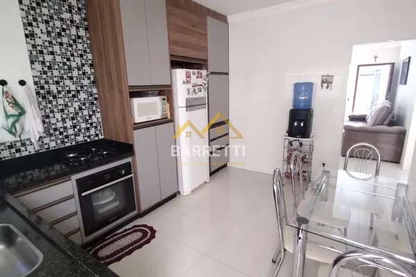 Casa à venda no bairro Residencial Mario Dedini, com 150 m², dois quartos, três banheiros e duas vagas de garagem - Foto 2