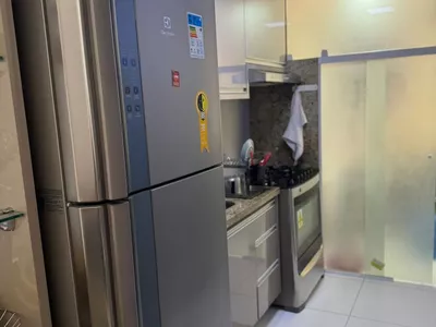 Apartamento completo, porteira fechada com móveis e Eletros andar alto de 2/4 em condomínio fechad - Foto 11