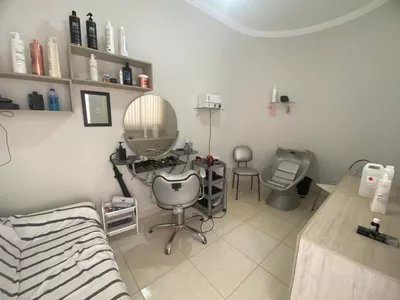 Apartamento térreo à venda, com 4 quartos sendo 2 suítes, com excelente acabamento, garagem para - Foto 36