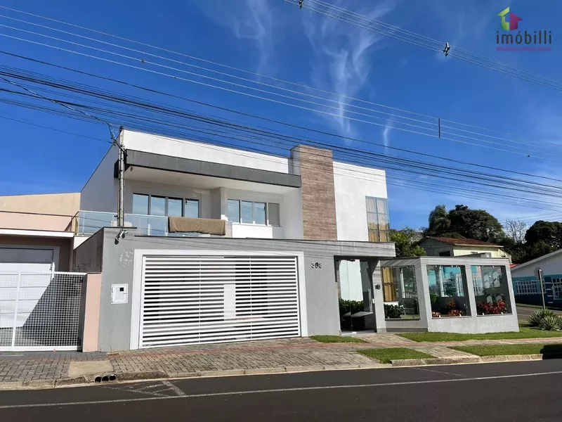 Casa de Alto Padrão no Bairro La Salle para venda - Foto Principal