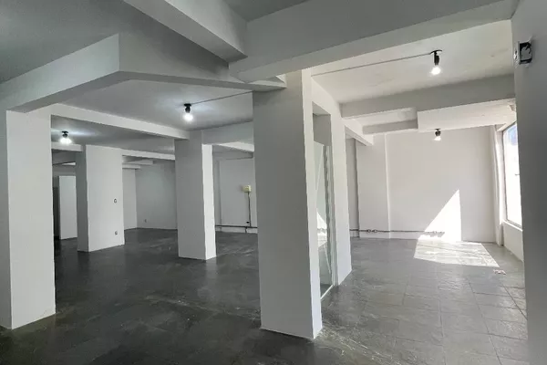 Sala térrea 001  Edifício Osvaldo Bukovski - Foto 6