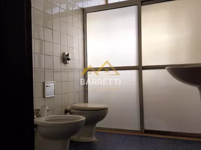 Casa à venda no São Dimas, com 307 m², 6 quartos, 3 banheiros, quintal e 2 vagas de garagem - Foto 17