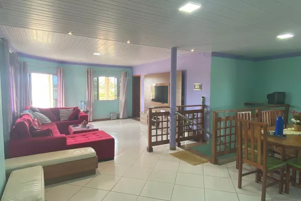 Casa sobrado em terreno de 470 m² à venda, 4 quartos, 4 garagens, Centro, José Gonçalves, BA - Foto 1
