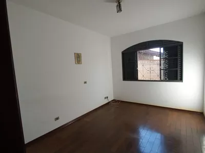 Casa à venda na Vila Fátima, com 422 m², 5 quartos (sendo 2 suítes) e 4 vagas de garagem - Foto 31