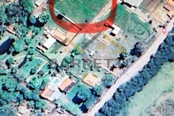 Terreno à venda de 896 m² no Condomínio Santa Felicidade, no Distrito Tupi - Foto 2