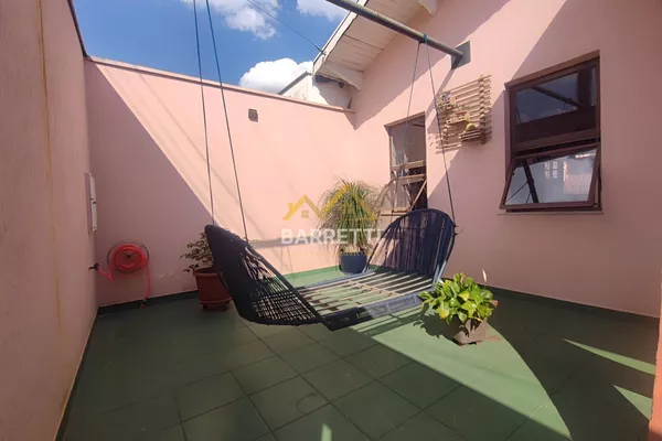 Casa à venda no bairro Nova Piracicaba, com 186m² de área construída, 3 quartos sendo 1 suíte, quintal e 2 vagas de garagem - Foto 4