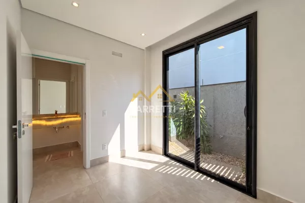 Sobrado à venda, com 305m², 3 suítes, 5 banheiros, piscina e 4 vagas de garagem no condomínio Villa D'Aquila - Foto 6
