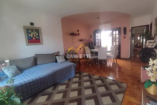Casa à venda no bairro Nova Piracicaba, com 186m² de área construída, 3 quartos sendo 1 suíte, quintal e 2 vagas de garagem - Foto 1