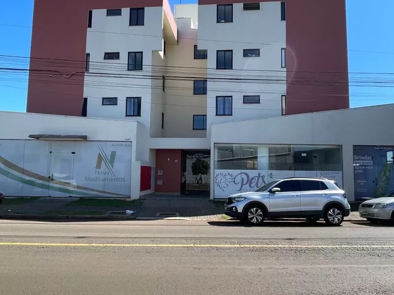 Apto primeiro andar, com elevador. Ed. Mαria Eduarda - Foto Principal