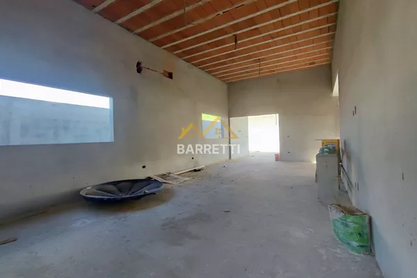 Casa à venda no Condomínio Belmonte com 3 quartos, sendo 1 suíte, 4 banheiros, piscina e 4 vagas de garagem - Foto 3