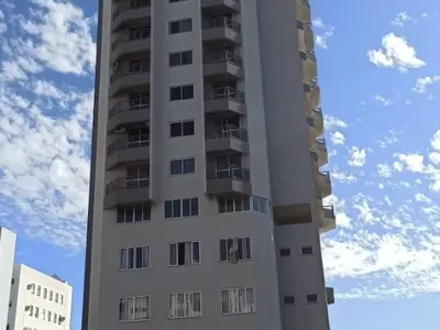 Cobertura Duplex com Piscina  Edifício Osvaldo Bukovski sendo 01 Apartamento por andar - Foto 2