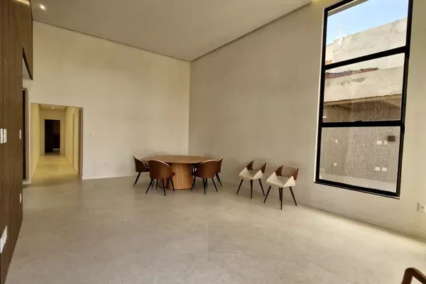 Casa Nova no Alphaville 1 com Planejados, terreno de 388 m², Bairro Universidade, Vitória da Conq - Foto 2