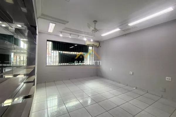 Casa comercial à venda e locação com 195 m², seis quartos e três banheiros no Bairro Alto - Foto 4