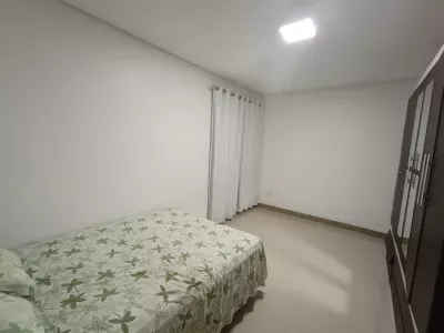 Casa com 5 quartos sendo 3 suítes, área gourmet com jacuzzi, piscina aquecida, em Bairro Boa Vista - Foto 47