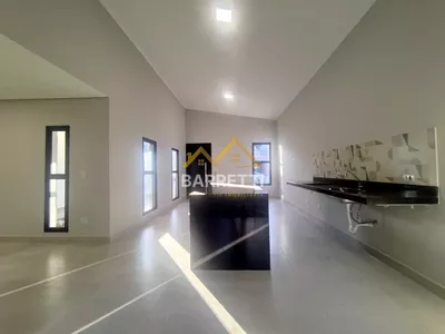 Casa à venda de 125m² com 3 quartos, sendo 1 suíte, 2 banheiros e 2 vagas de garagem no Condomínio Villagio Clotilde Brossi - Foto 5