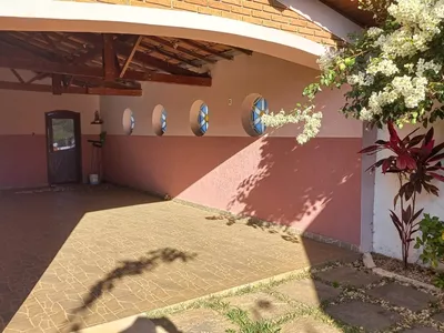 Casa à venda na Vila Fátima, com 422 m², 5 quartos (sendo 2 suítes) e 4 vagas de garagem - Foto 7
