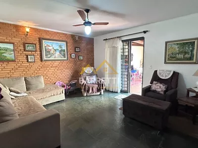Casa Sobrado com 4 Quartos, Sendo 1 Suíte e 2 Garagens no Bairro Nova América em Piracicaba/SP - Foto 9