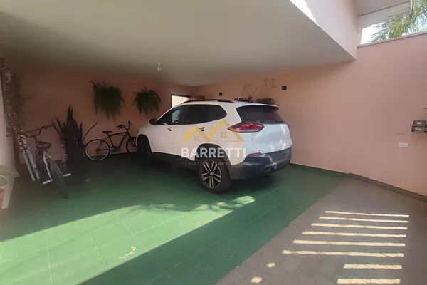 Casa à venda no bairro Nova Piracicaba, com 186m² de área construída, 3 quartos sendo 1 suíte, quintal e 2 vagas de garagem - Foto 2