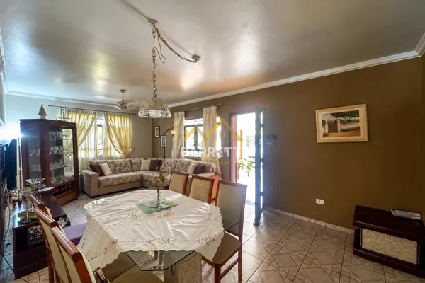 Chácara à venda no bairro Santa Rita, com 307 m² de área construída, 4 quartos, piscina, área gourmet e 4 vagas de garagem - Foto 6