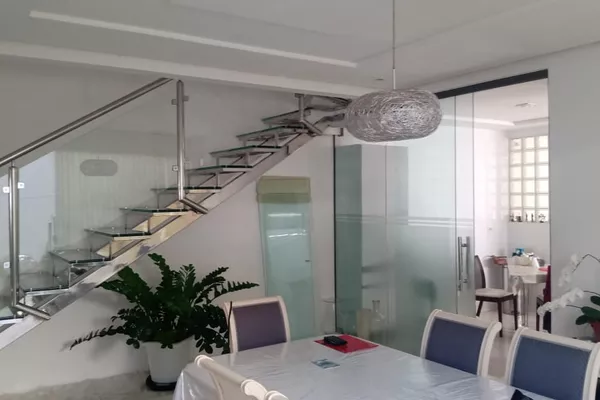 Casa com 3 suítes , 2 salas em excelente localização à venda, Recreio próximo ao centro da cid - Foto 3