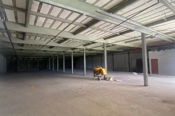 Galpão com 762 m² na Av. Juracy Magalhães, acesso por 2 ruas, Jurema, Vitória da Conquista -BA - Foto 4