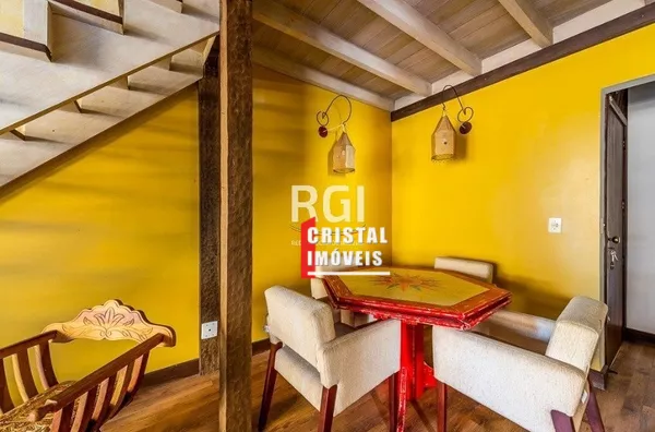 Cobertura 2 dormitórios a venda no Bairro Petrópolis em Porto Alegre