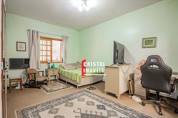 Casa 5 dormitórios a venda no Bairro Petrópolis em Porto Alegre