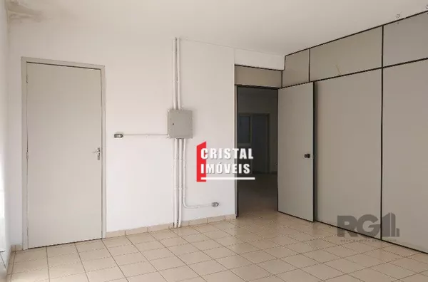 AER 375 Pavilhão HM737