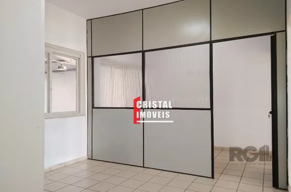 AER 375 Pavilhão HM737