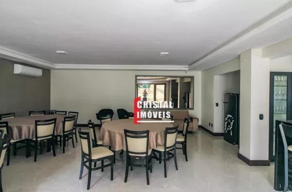 Apartamento 4 dormitórios a venda no Bairro Cavalhada em Porto Alegre